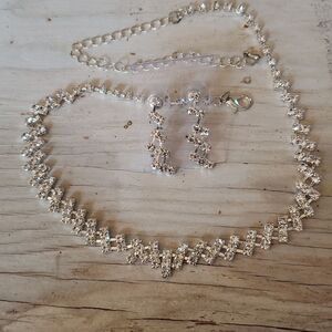 Bridal Jewelry, NWOT. Silvertone with rhinestones